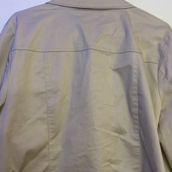 Jacket - Picture 7 of 10